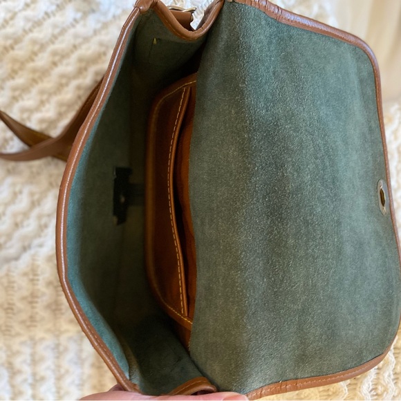 Top Grain Leather Vintage USA Archer Crossbody Purse - Picture 7 of 9